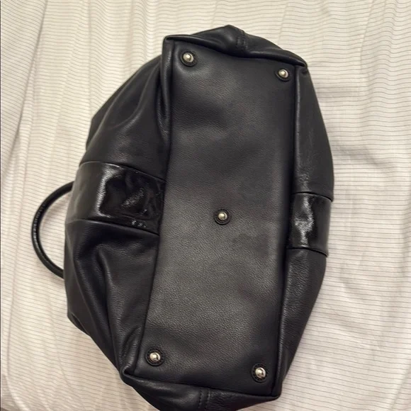 Yves Saint Laurent Black Leather Tote - Picture 5 of 5